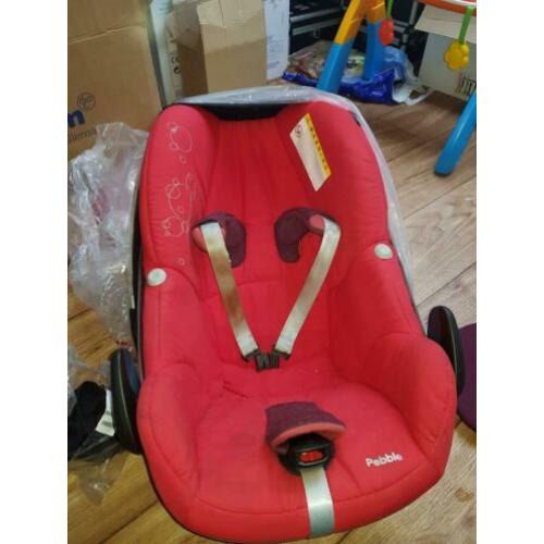 Maxi cosi pebble