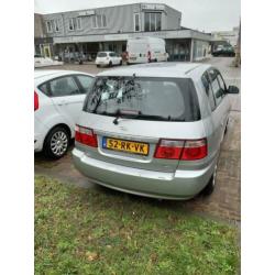 KIA Carens 1.6 I 16V 5P E4 2005 I Metallic Grijs