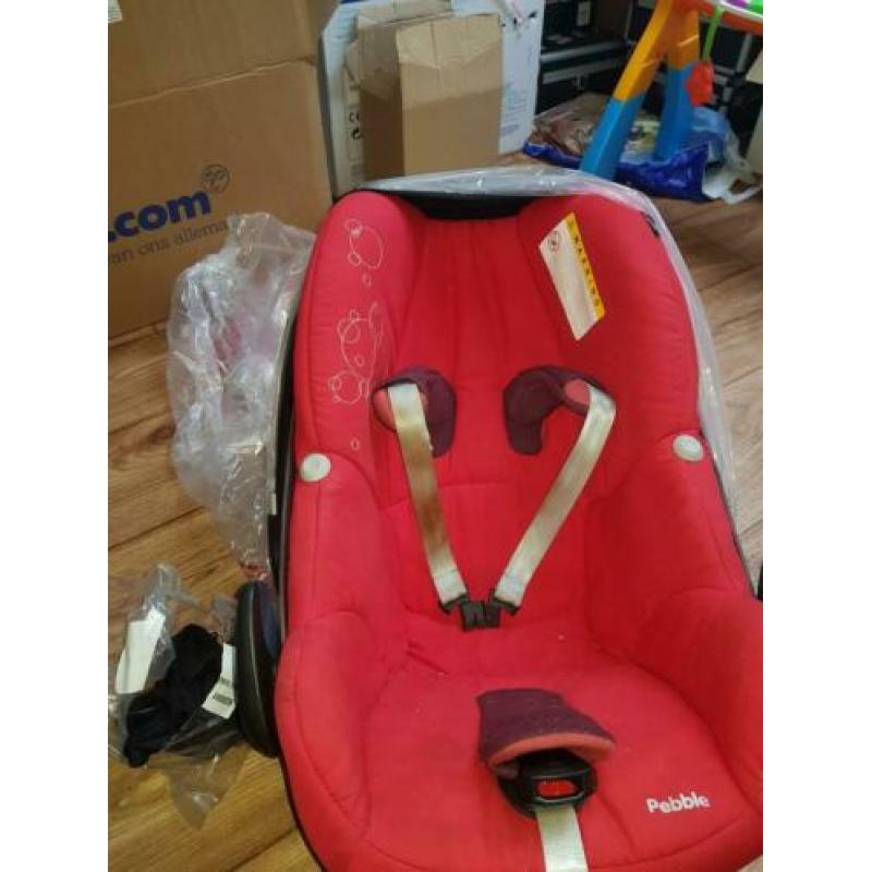 Maxi cosi pebble