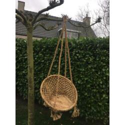 Hangstoel, zo goed als nieuw