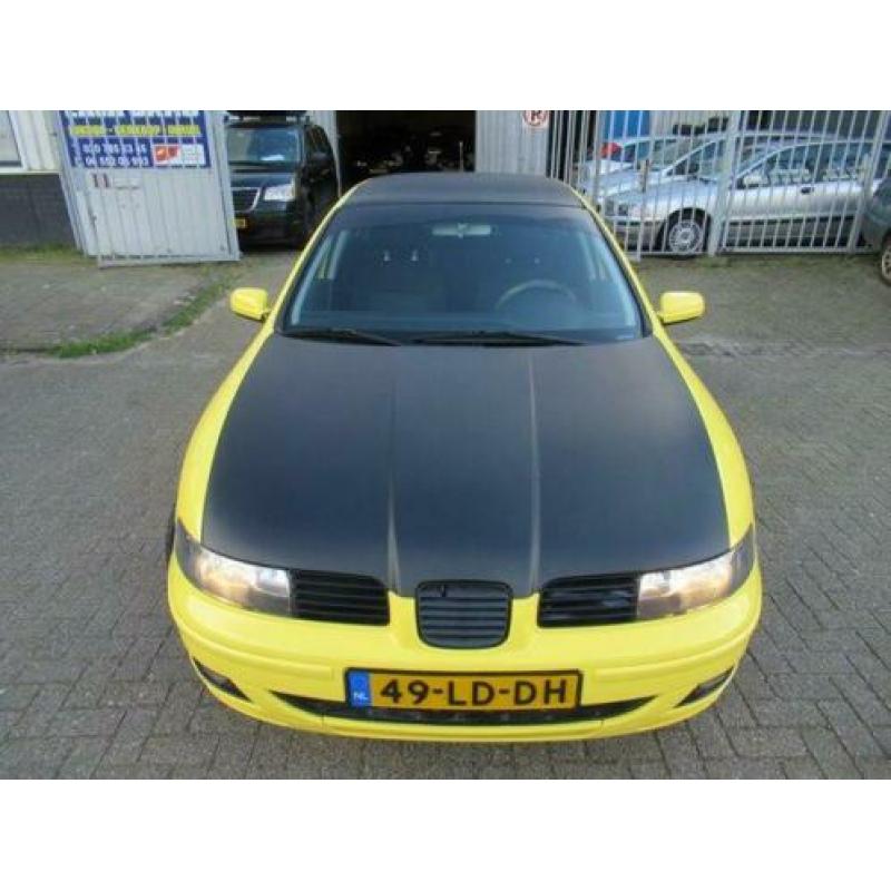 Seat Leon 1.6 16V S SPORT AIRCO 17''VELGEN ZEER MOOI AUTO