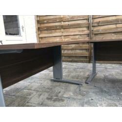 Groot hoekbureau
