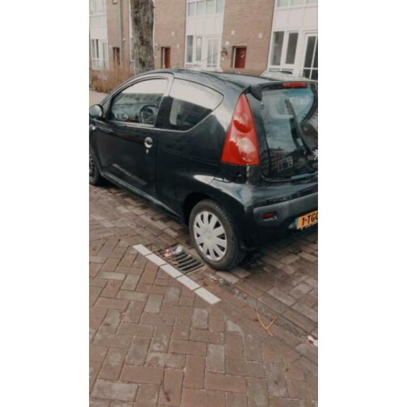 Peugeot 107 1.0 12V 3DR 2008 Zwart