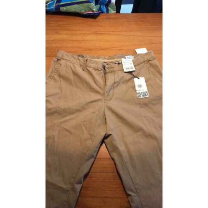 Tommy Hilfiger broek chino beige maat 36/32