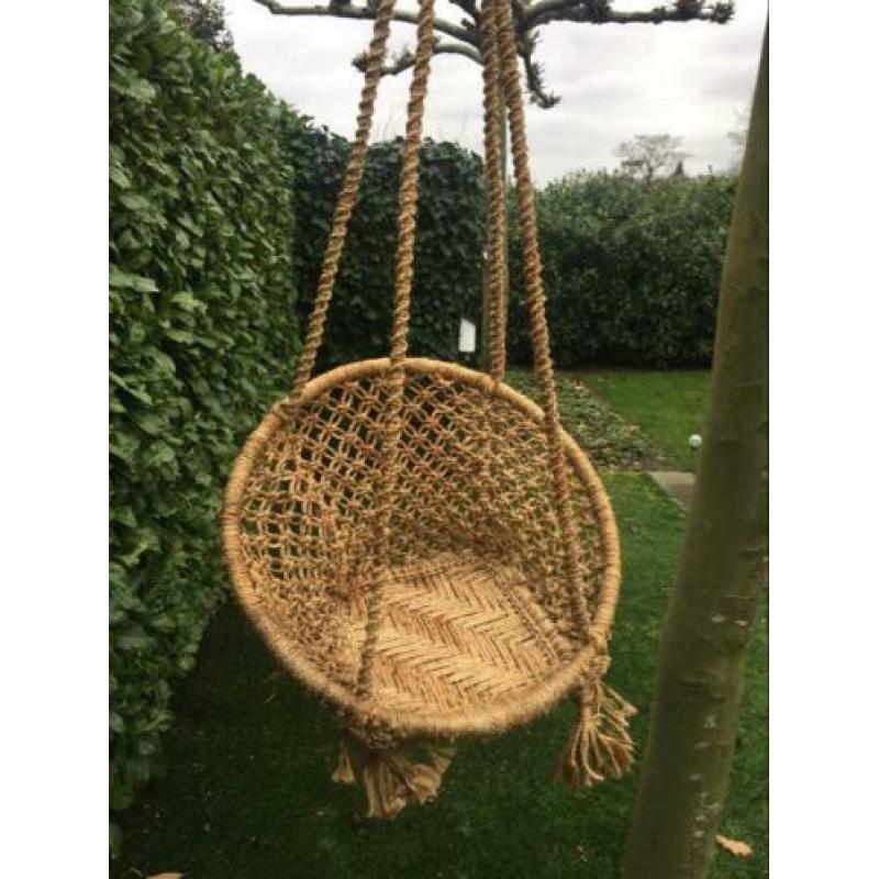 Hangstoel, zo goed als nieuw