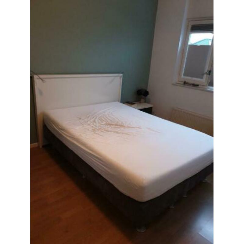 Boxspring antraciet 140cm