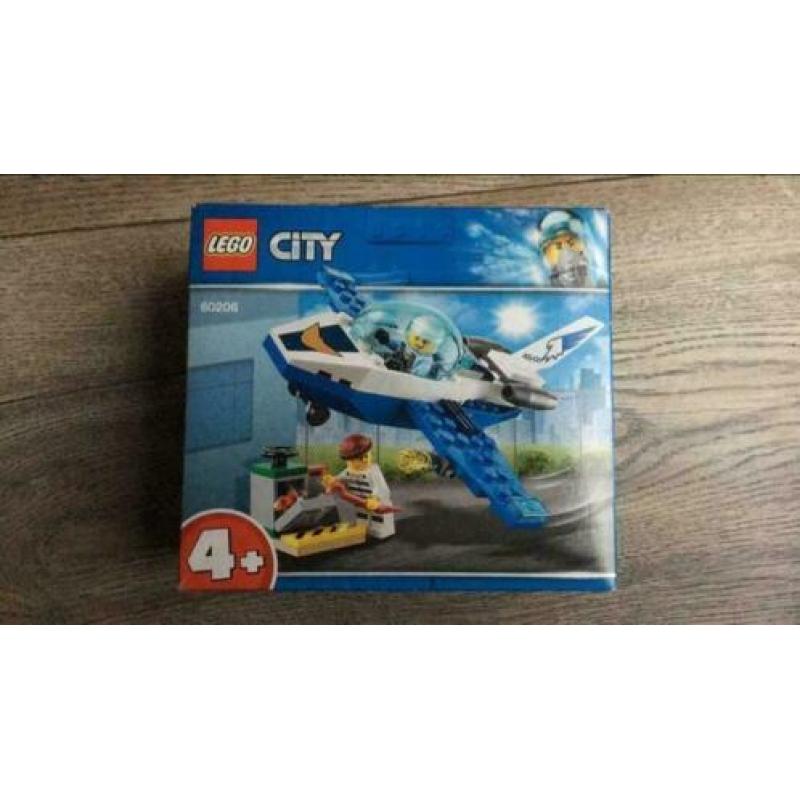 Lego city 60213 en lego city 60206 nieuw in doos