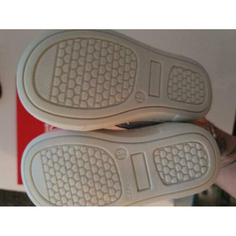 baby schoenen maatje 19