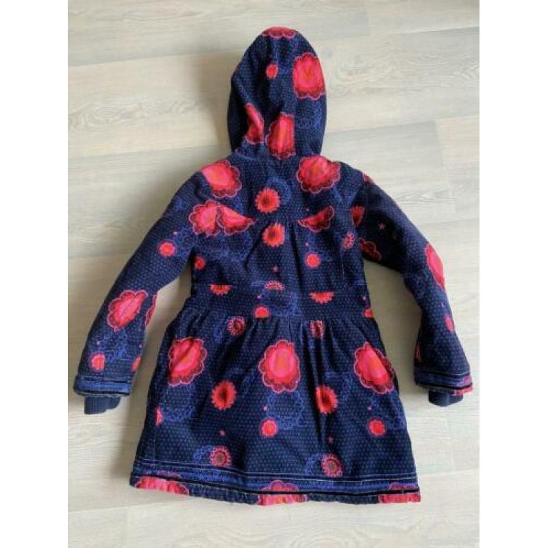 Winterjas mt 110 met capuchon meisjes
