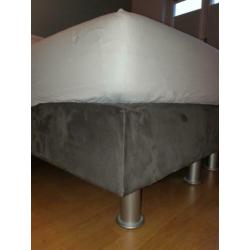 Boxspring antraciet 140cm