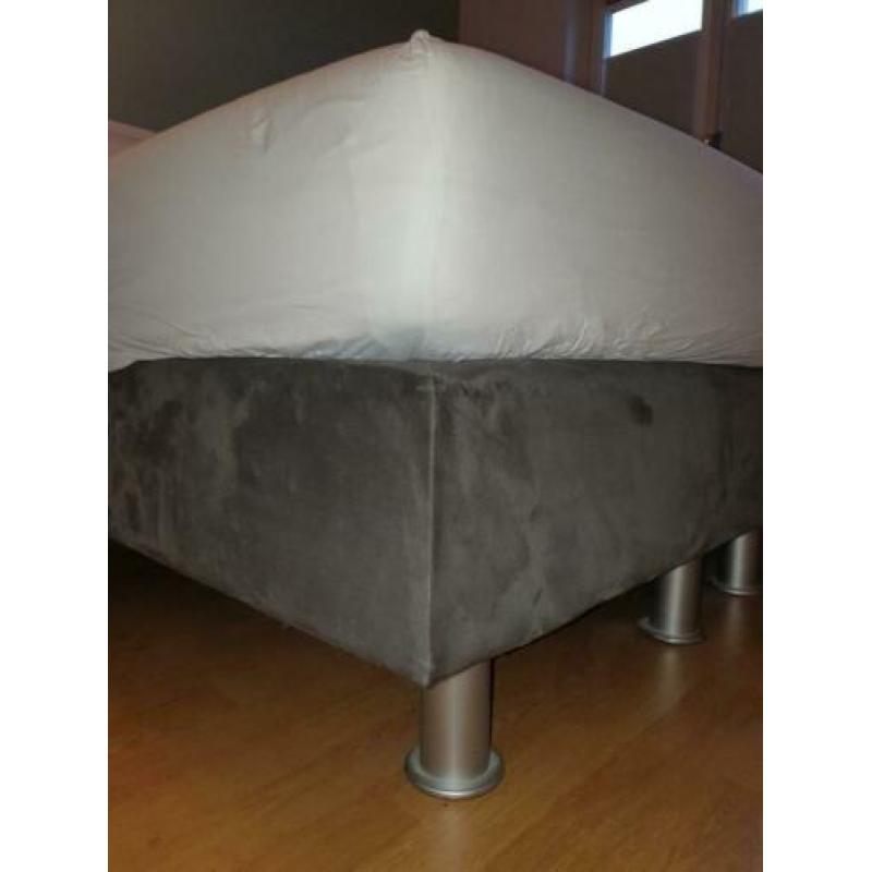 Boxspring antraciet 140cm