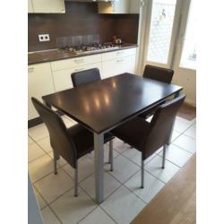 Keukenset tafel met 4 stoelen kleur donkerbruin