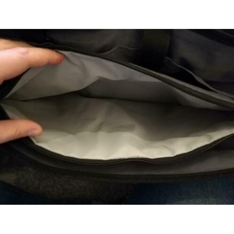 Luiertas met handige toebehoren