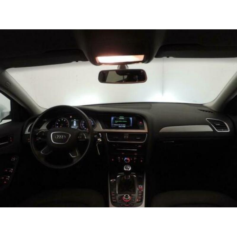 Audi A4 Avant 1.8 TFSI 170pk Edition (navi,xenon,pdc,privacy