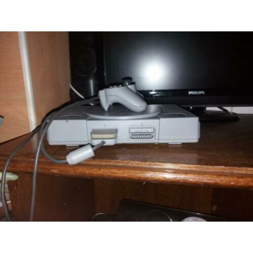 Sony ps1 te koop inclusief Tetris en crash bandicoot