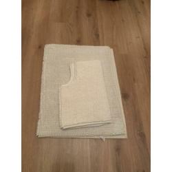 Twee badkamer sets