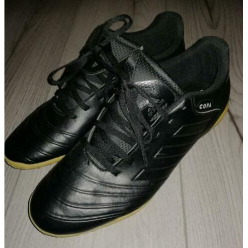 Adidas copa 18.4 indoor maat 43 1/3