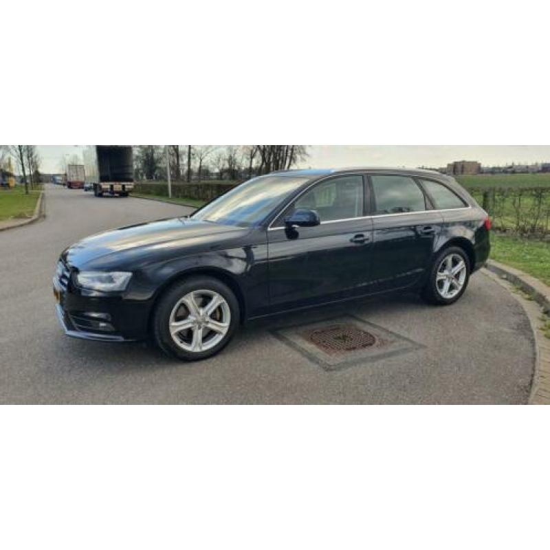 Audi A4 1.8TFSI 125KW 170PK Avant 2013 Zwart