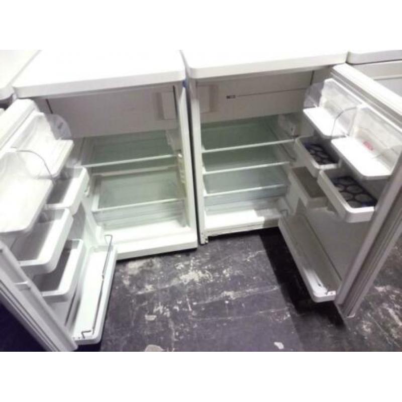 4x Bosch tafel koelkast met ingebouwde vriezer A-klasse+stil
