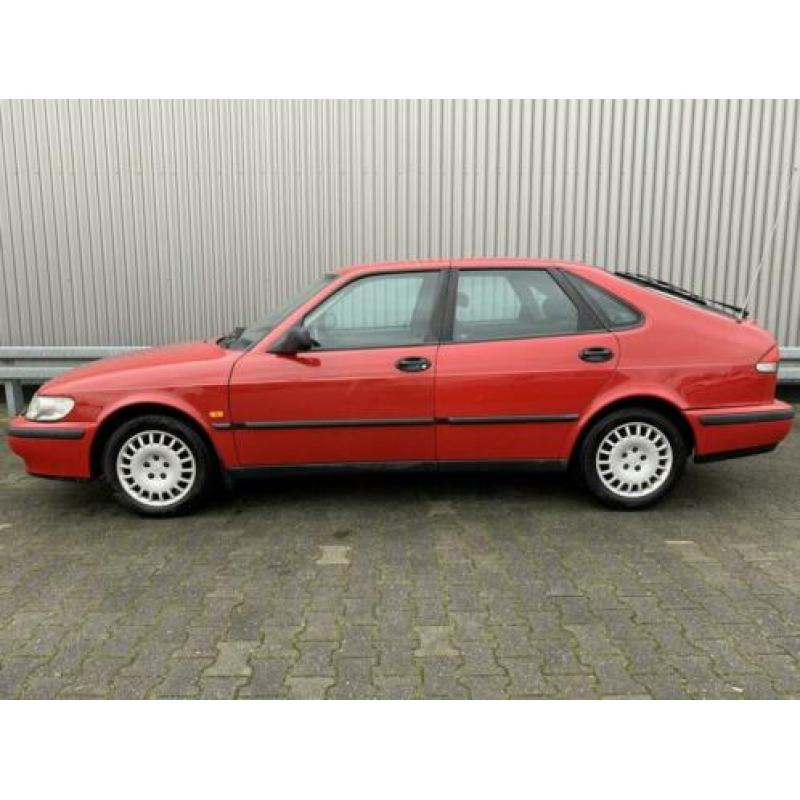 Saab 9-3 2.2 TiD AIRCO TR.HAAK CRUISE ALARM (bj 1999)
