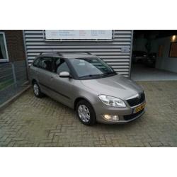 Skoda Fabia Combi 1.2 Tsi Ambition (bj 2010)