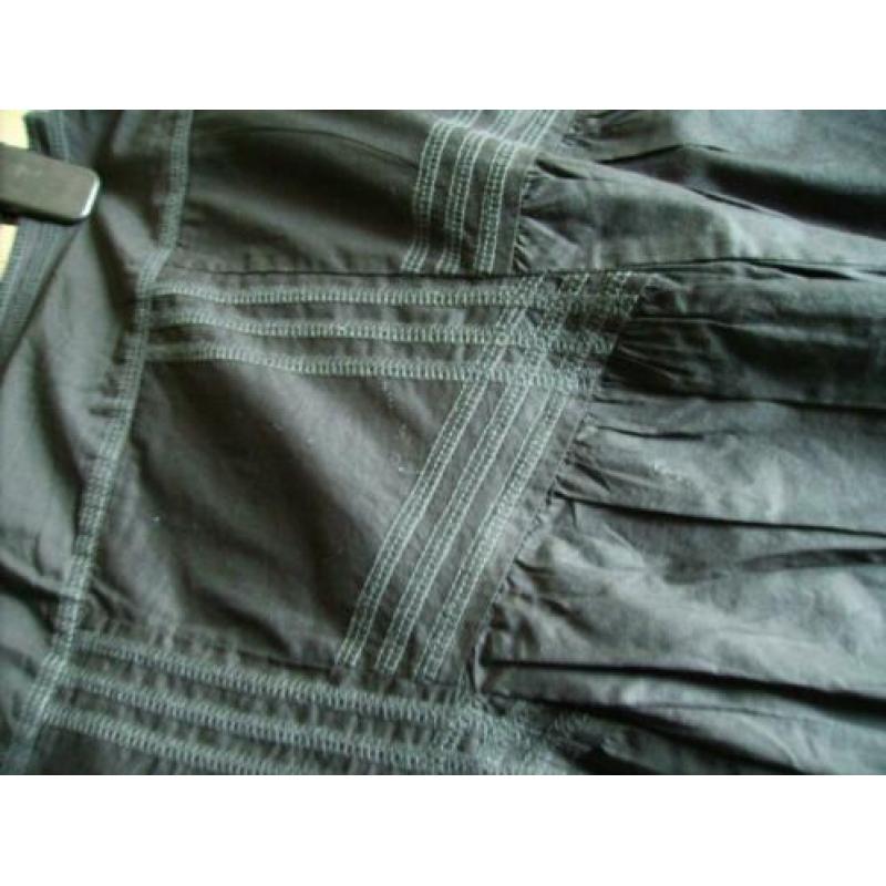 Esprit rok , maat 40 , zwart