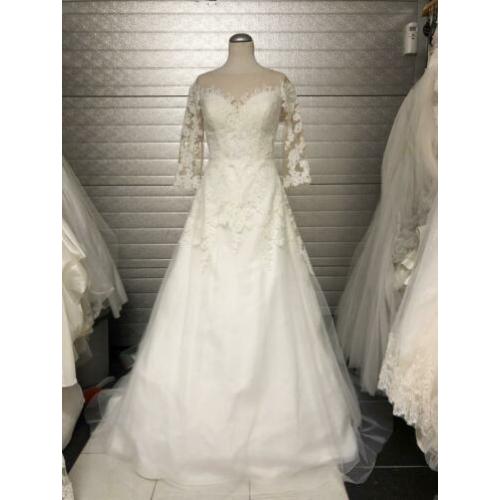 Nieuw lady bird merk kant bruidsjurk 38/40/42 maat