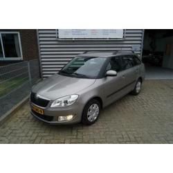Skoda Fabia Combi 1.2 Tsi Ambition (bj 2010)