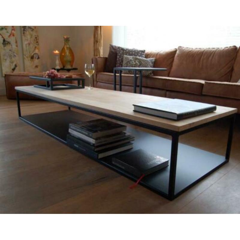 Stalen design salontafel