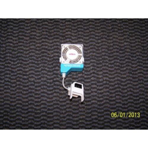 Te koop een Nyko koeler en Wii-stand voor de Nintendo Wii