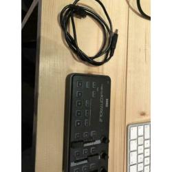 Korg NanoKontrol 2