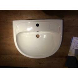 Nieuw! Witte wastafel 58cm breed 46cm diep