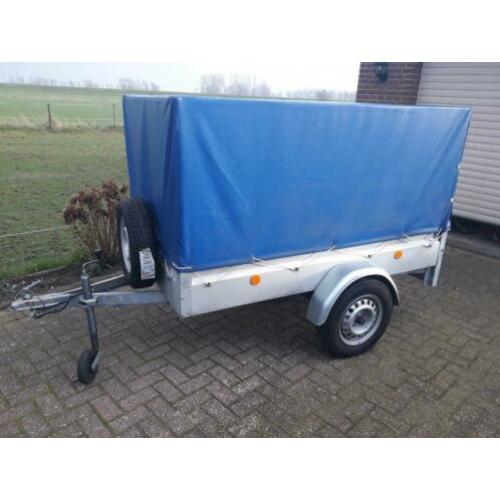 Aanhanger met huif