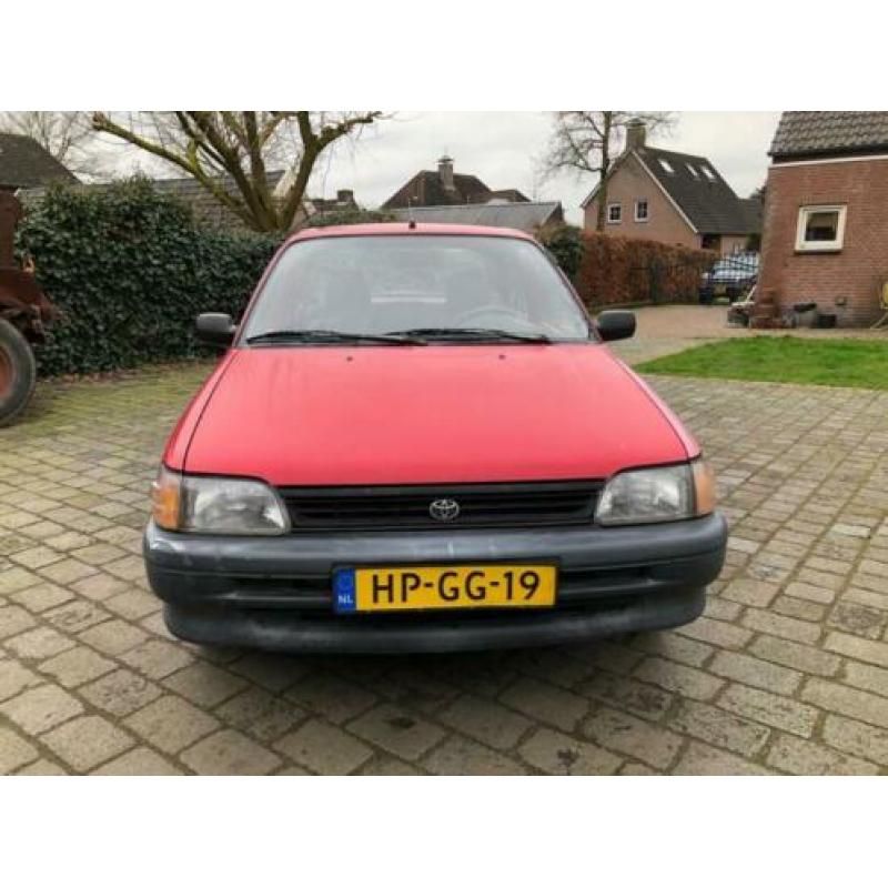 Toyota Starlet 1.3 XLI AUT E2 1994 Rood