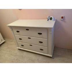Mooie landelijke commode