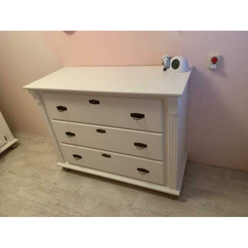 Mooie landelijke commode