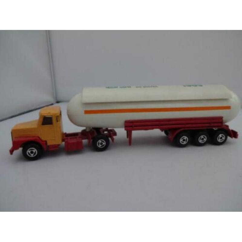 1x vrachtauto VOLVO N12 OPEN DAG EFSI schaal 1/87 (HO)