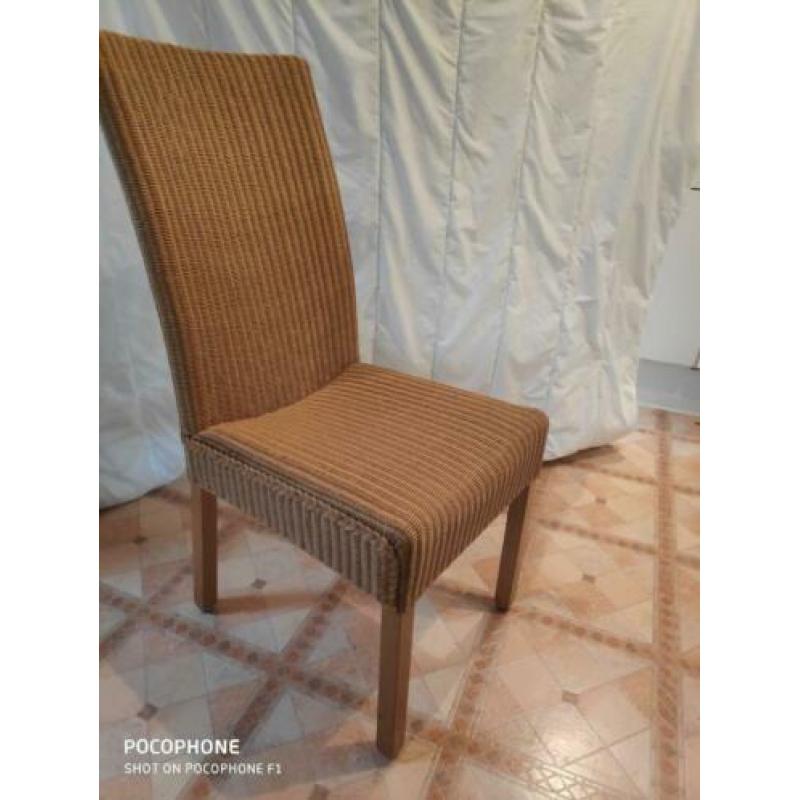 Loom stoelen lloyd