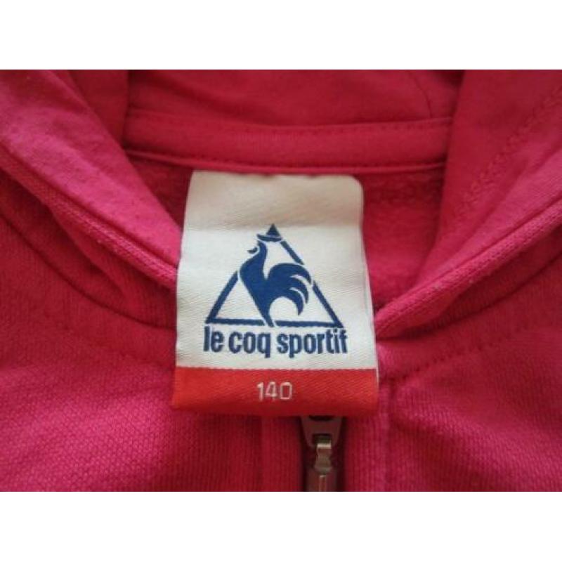 Diverse shirtjes maat 134