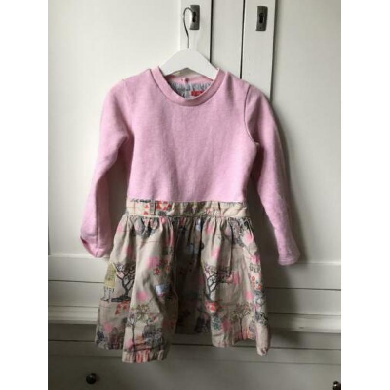Oilily jurk maat 104 (Alice in Wonderland)