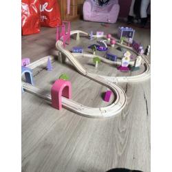 Houten treinbaan te koop!