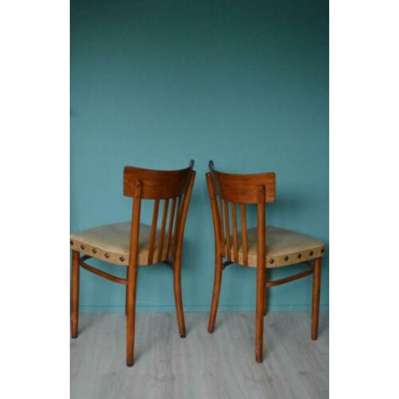 2 stuks vintage stoelen