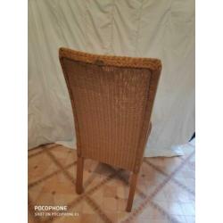 Loom stoelen lloyd