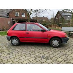 Toyota Starlet 1.3 XLI AUT E2 1994 Rood