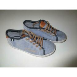 Nieuw ! Mc Gregor zomerschoenen mt 33.