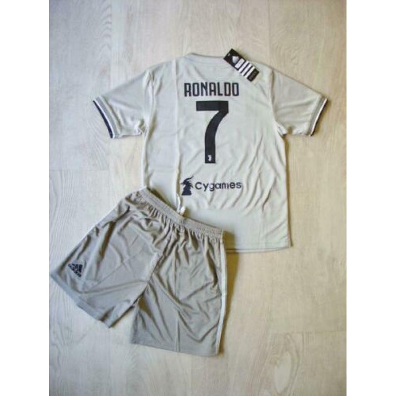 Ronaldo - Kids Uit Tenue - mt 116