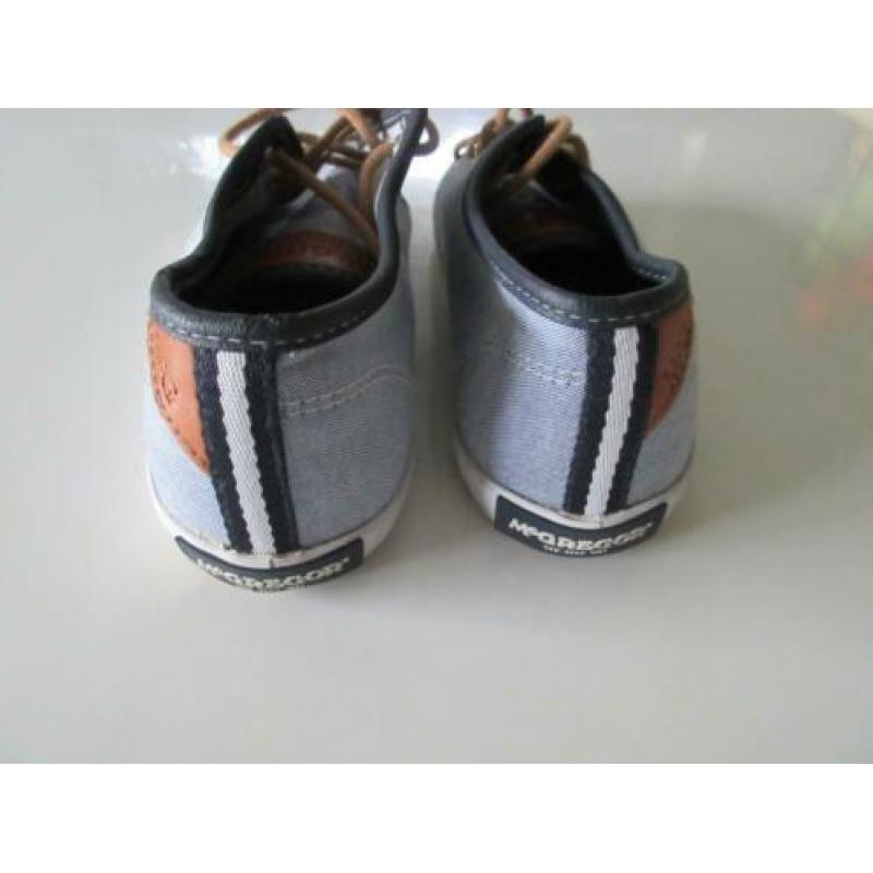 Nieuw ! Mc Gregor zomerschoenen mt 33.