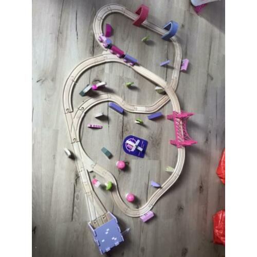 Houten treinbaan te koop!