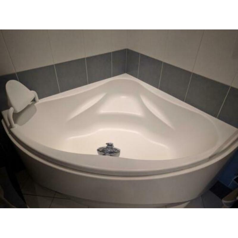 Edelweiss/mat wit hoekbad 140x140 zgan