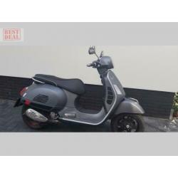 PIAGGIO VESPA GTS touring(bj 2018) in nieuwstaat,zie fotos!!